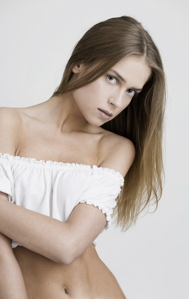 Miss BCBG Rima